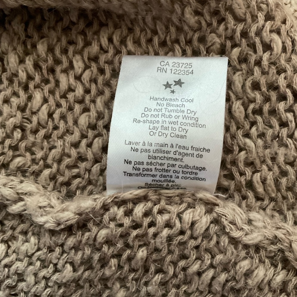 🤎✨ Artizia Talula Women Brown Asymmetrical Wool Blend VNeck Loose Knit Sweater S - Picture 5 of 10